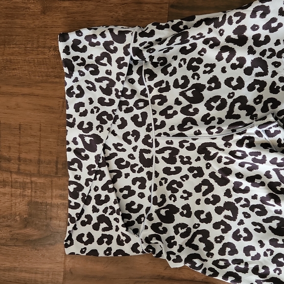 *SOLD* Offline Leggings by Aerie - Picture 2 of 5